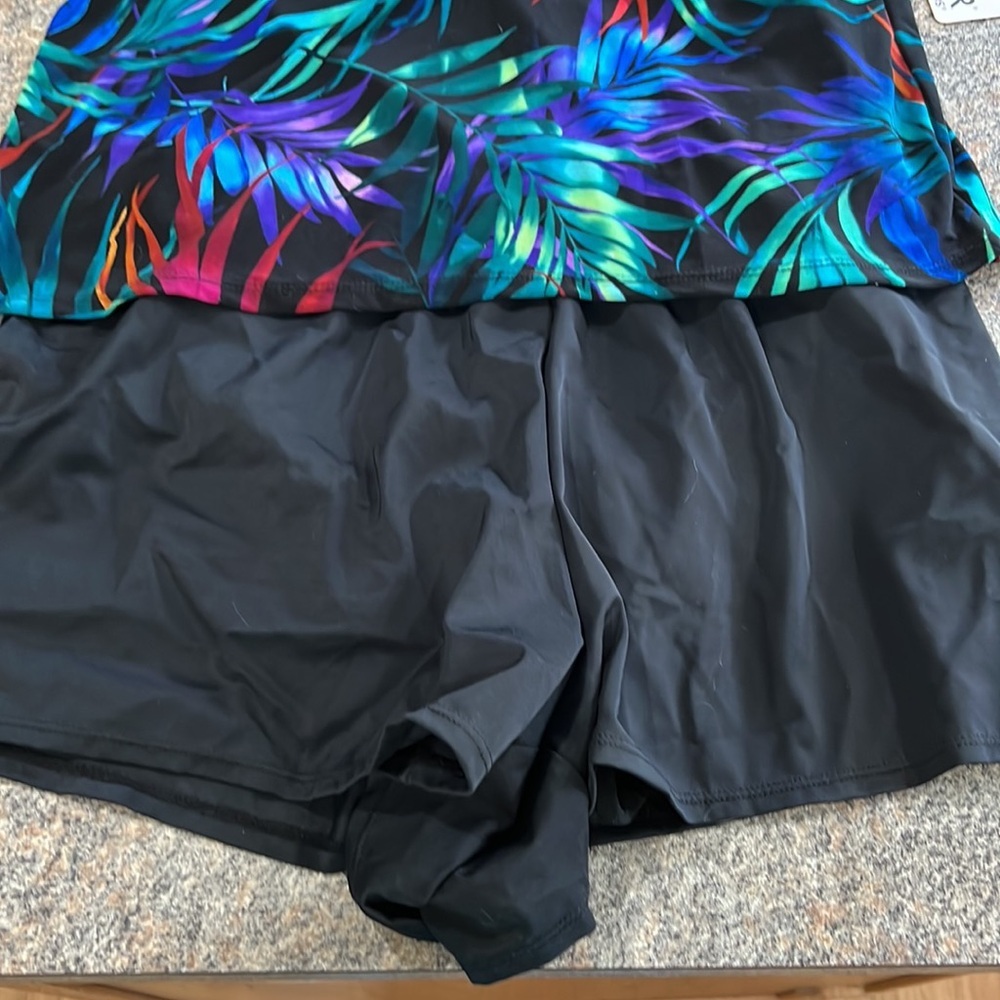 Trimshaper swimsuit size 12 - Picture 3 of 15